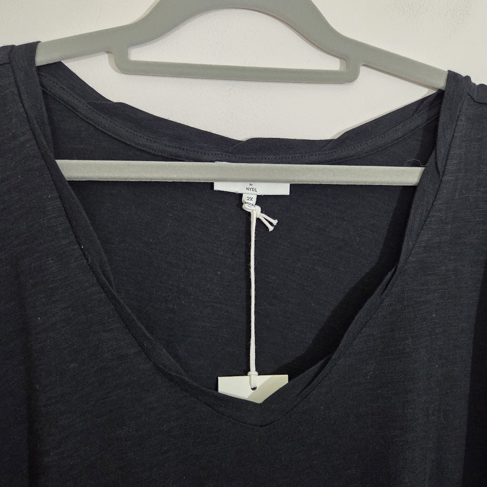 NWT NYDJ Forever Comfort Short-Sleeve Twist V-Neck Tee T-shirt Size 2X Comfy - Picture 3 of 11